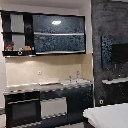 Apart Otel De Lux 3*